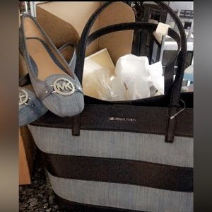 Denim Micheal Kors tote bag